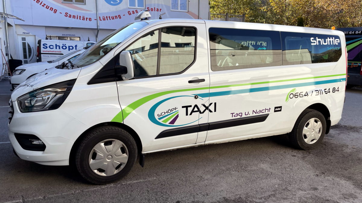 Ford Transit für 18 Fahrgäste Ford Transit